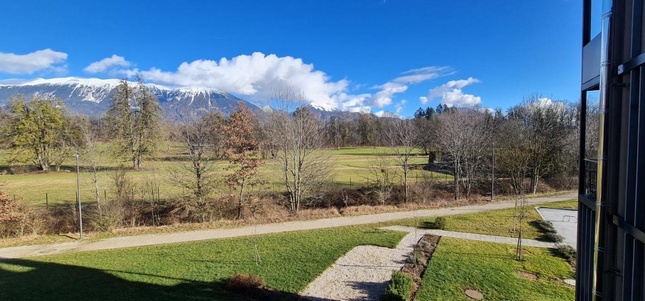 Mountain Suite Jula بليد المظهر الخارجي الصورة